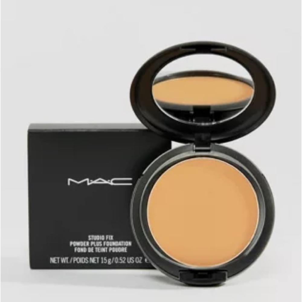 Mac Studio Fix Foundation Powder Plus